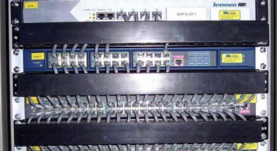 水晶頭選購方法四測彈性