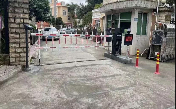 老舊小區出入口監控